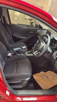 Mazda Demio XD 1500cc image 4