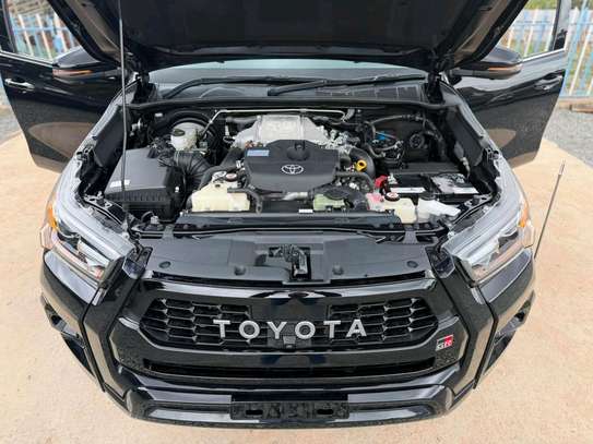 2021 Toyota Hilux GR SPORT image 5