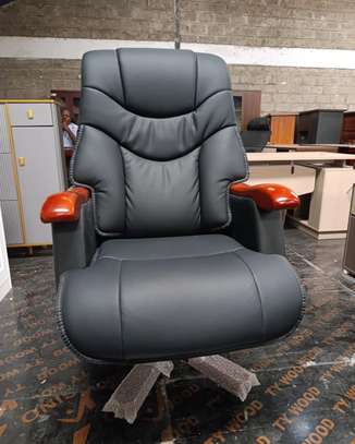 Office Chair; Comfortable Puffy Director Office Chair image 3