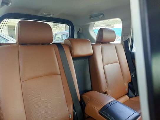 Toyota land cruiser prodo tx  2019 model image 10