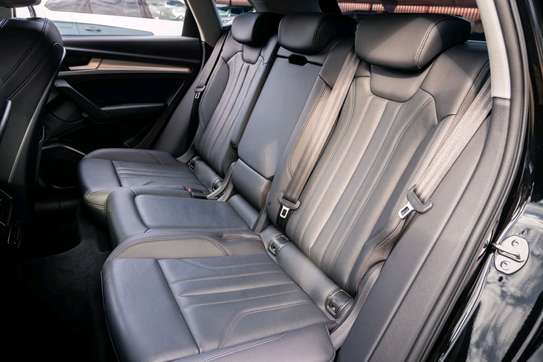 2019 Audi Q5 S-Line image 7