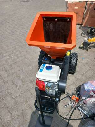 Gasoline powered Wood Chipper image 3