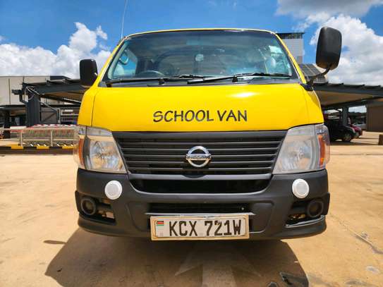 NISSAN CARAVAN image 2