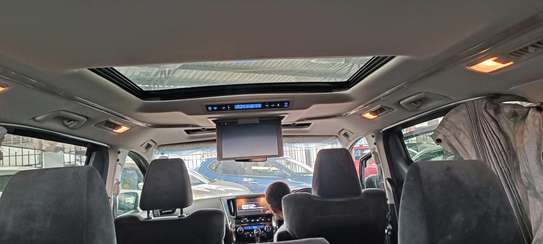 Toyota Vellfire Executive Grade sunroof 2018 image 12