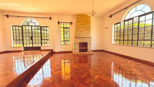 5 Bed Townhouse with En Suite in Kitisuru image 2