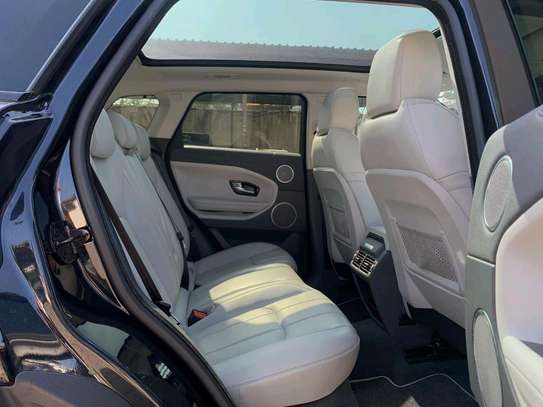 RANGE ROVER EVOQUE 2017MODEL MOONROOF image 6