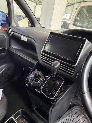 TOYOTA VOXY WXB 2019MODEL image 3