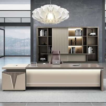 Office Desk; Classy Executive Director Desk(1.8 Metres) image 3