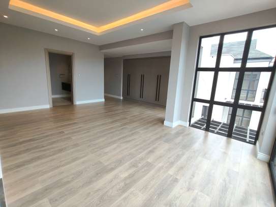 4 Bed Townhouse with En Suite at Runda image 8