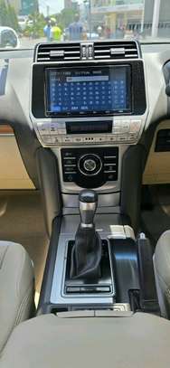 Toyota land Cruiser Prado TZ-G White 2019 image 5