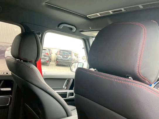 Mercedes Benz G400d image 10