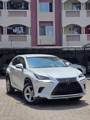 LEXUS NX300 2018MODEL image 4