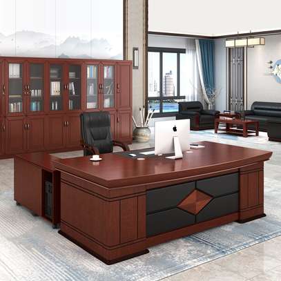 Office Desks:1.8M Executive Mahogany  Desk In kisii CBD image 2