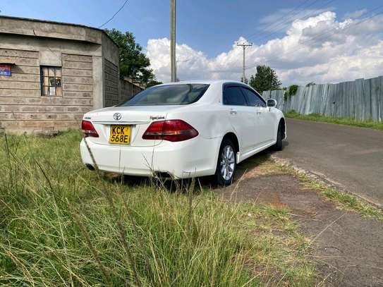 TOYOTA CROWN ROYALSALOON image 12