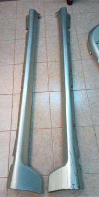 Toyota Harrier body kit 2003. side skirts and bumper kits image 4