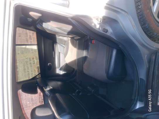 Nissan Tiida image 5