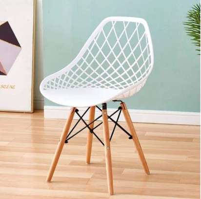 Mesh Eames Dining Chair image 4