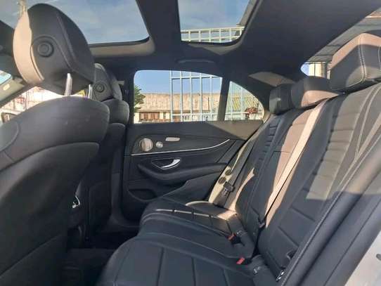 Mercedes Benz  E300 image 8