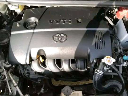Toyota Spade image 10