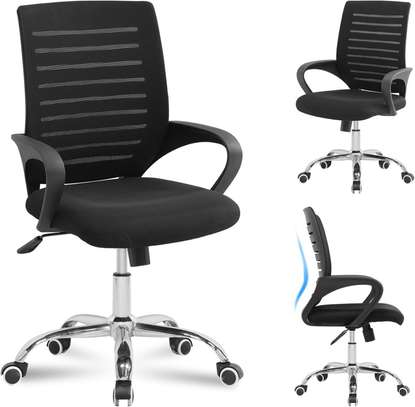 Office chair: Strong mesh office seat- black image 4