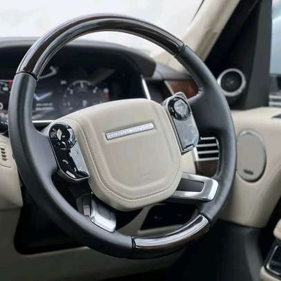 2020 Range Rover Vogue autobiography image 16