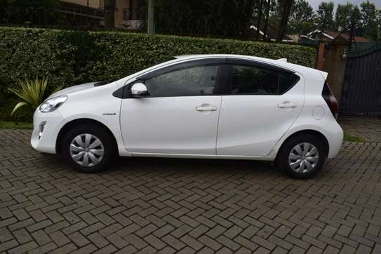 Toyota Aqua white color fully loaded 2017 image 6