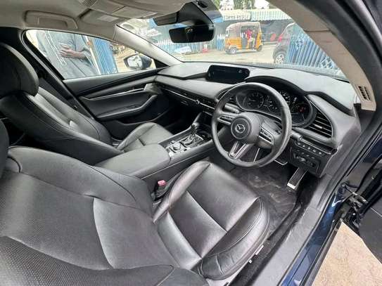 Mazda 3 sedan image 13
