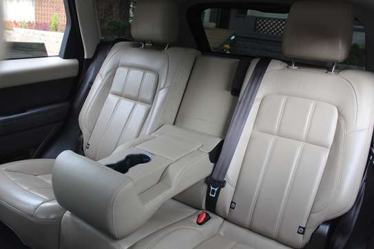 Range Rover Sport HSE Leather Sunroof 2019 53,000 Kms image 11