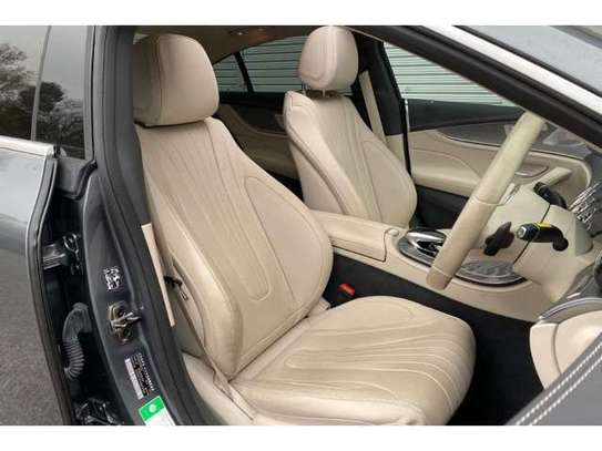 2020 MERCEDES BENZ CLS220d image 5