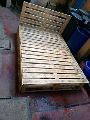 5*6 pallet bed, blazed framed pallet bed image 4