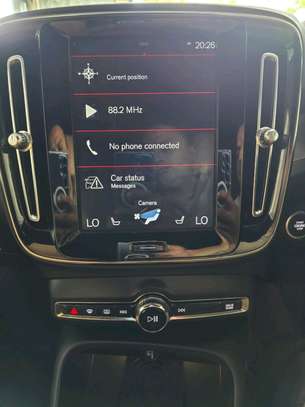 VOLVO XC40 T4  2018MODEL FULLY LOADED image 7
