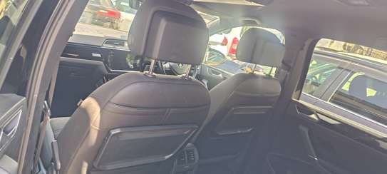 Volkswagen Touran R-line black 2018 image 9