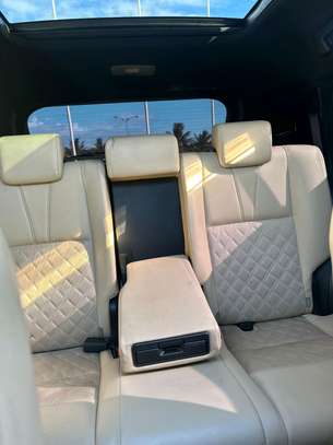 toyota harrieh used with sunroof image 11