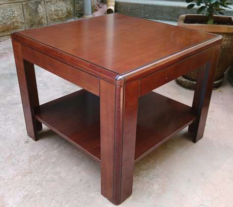 Office Table: Modern Executive Small Size Coffee Table image 3