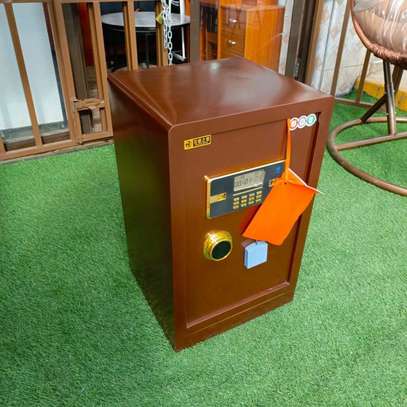 60Kgs Fireproof Home/ Office Safe image 3