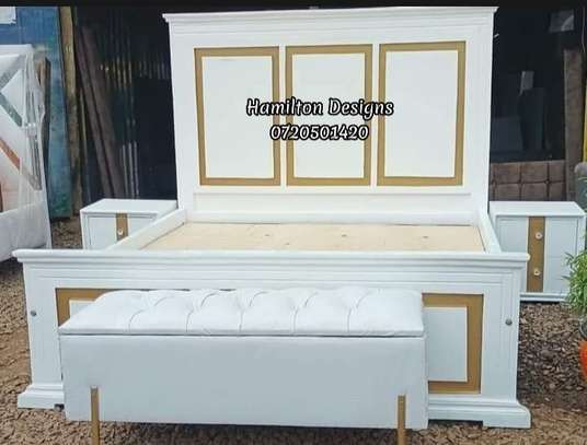 QUEENSIZE BEDS image 3