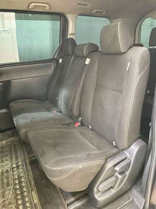 TOYOTA ESQUIRE 2015MODEL 8 SEATER image 6
