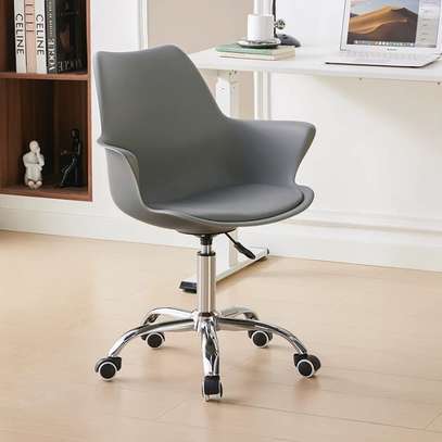 Dining Chair; Modern Black Dining Chair in Suneka image 8
