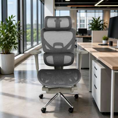 Full Mesh Ergonomic Chair image 4