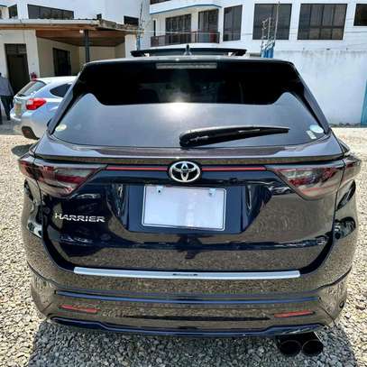 Toyota Harrier premium sunroof 2018 image 2