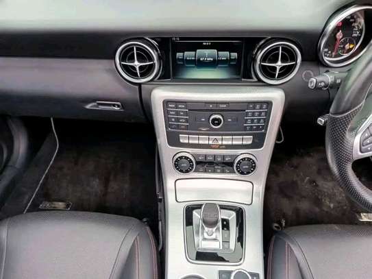 Mercedes Benz SLC 180 convertible image 5