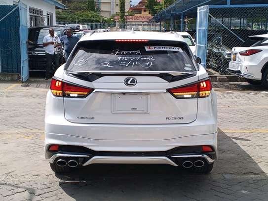 Lexus RX300 image 4