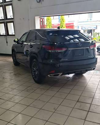 Lexus RX300 image 8