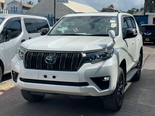 Toyota land Cruiser Prado TX-L 2020 image 4