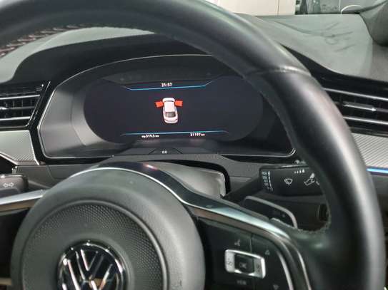 Volkswagen Arteon image 8