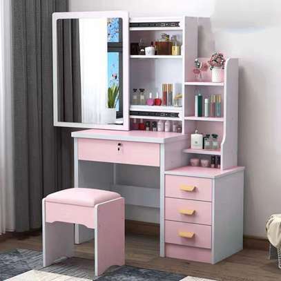 Dresser:  Dresser With Drawers For Storage In  Bungoma image 2