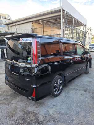 TOYOTA NOAH WXB  2019MODEL 8 SEATER image 12