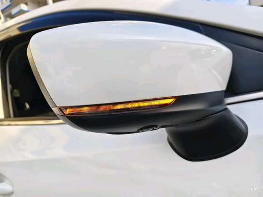 Mazda 3 Sedan White LED Headlights Alloy Wheels image 5