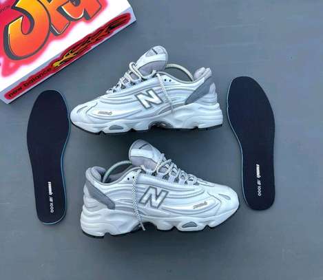 New Balance 1000 image 3