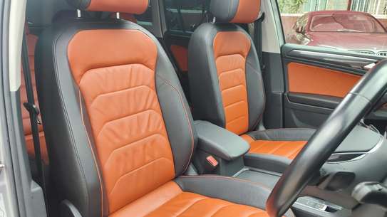 2019 VOLKSWAGEN TIGUAN 2.0TDI 4MOTION 36,000 KMS image 3
